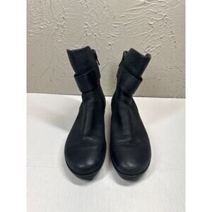 Ecco Skyler HydroMax Black Leather Zip‎ Wedge Ankle Booties Womens Size 7 EUR 37